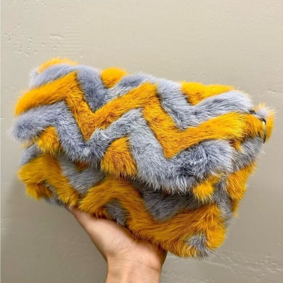 Real Mink Fur Colorblock Herringbone Pattern Handmade Slouchy Bag/Crossbody - Picture 8 of 16